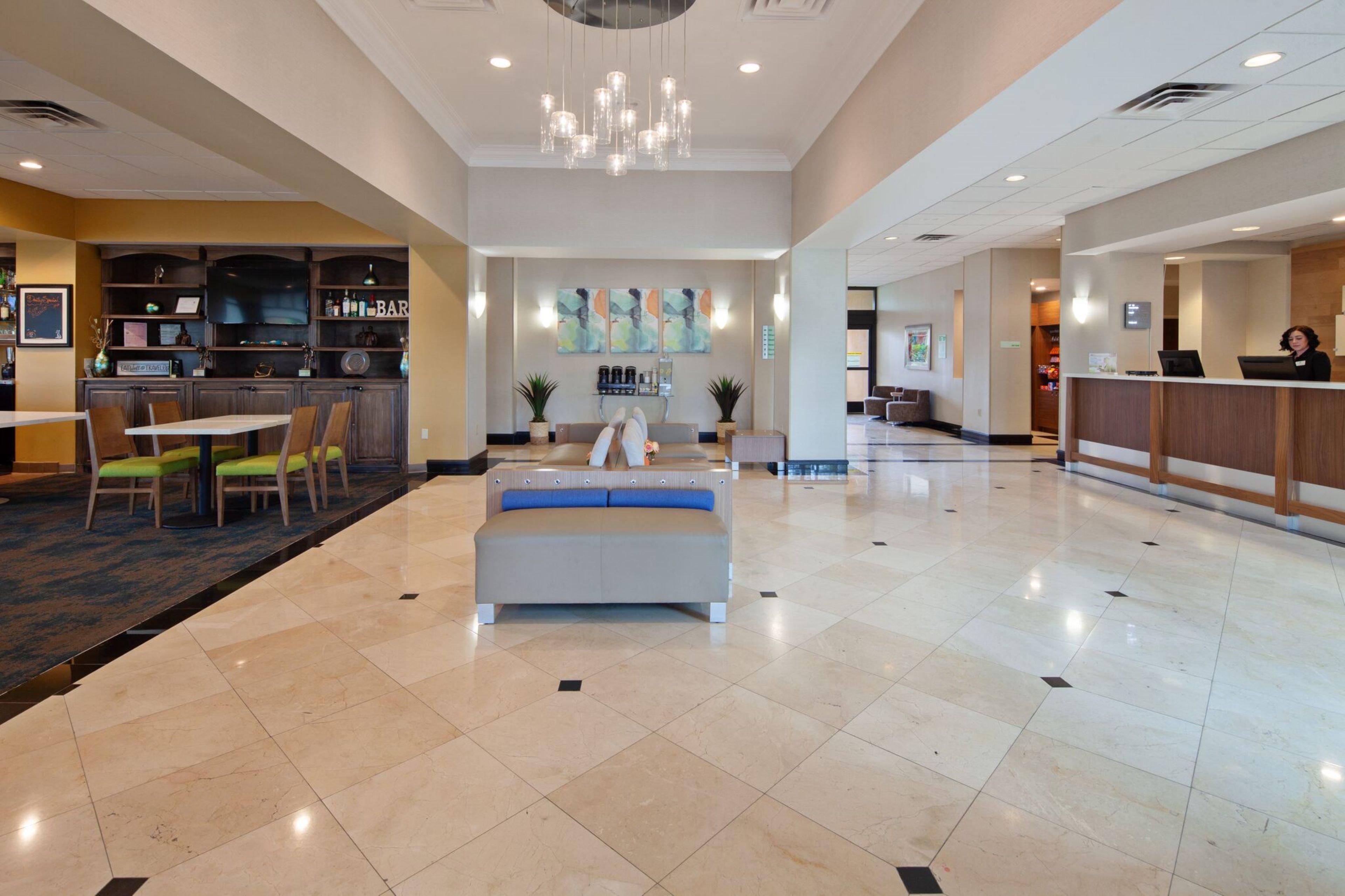 Holiday Inn Palmdale-Lancaster, an IHG Hotel Bagian luar foto
