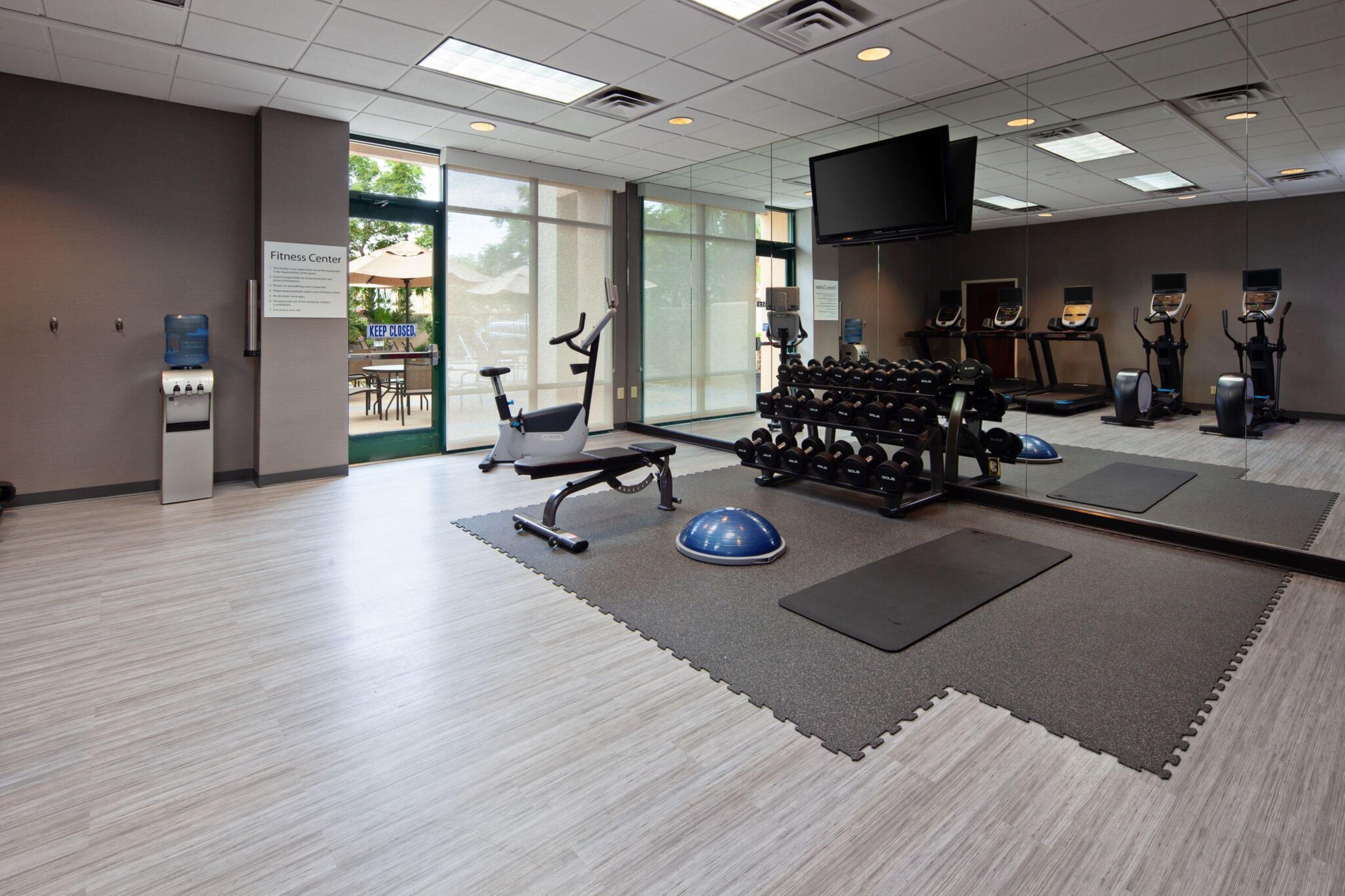 Holiday Inn Palmdale-Lancaster, an IHG Hotel Bagian luar foto