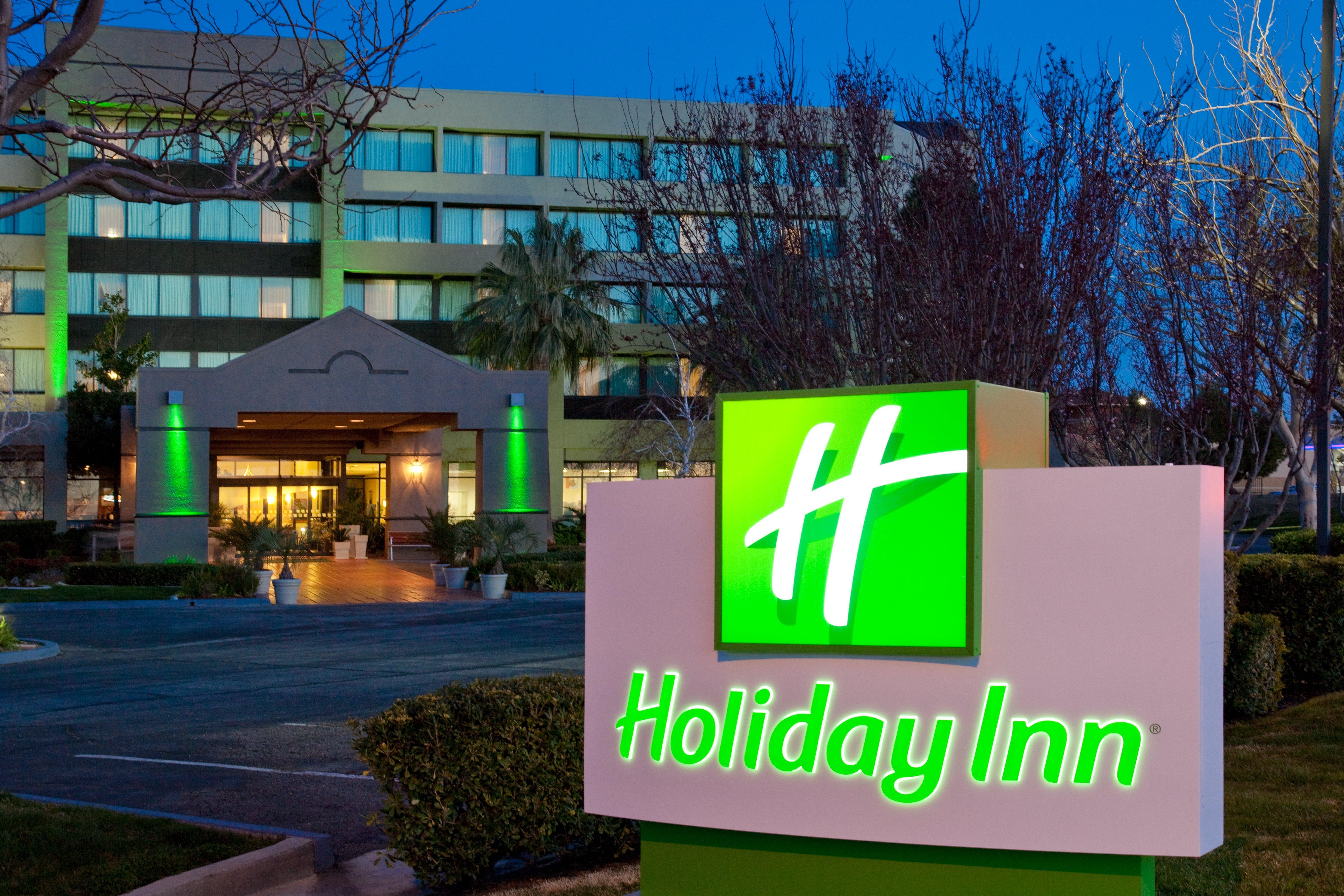 Holiday Inn Palmdale-Lancaster, an IHG Hotel Bagian luar foto