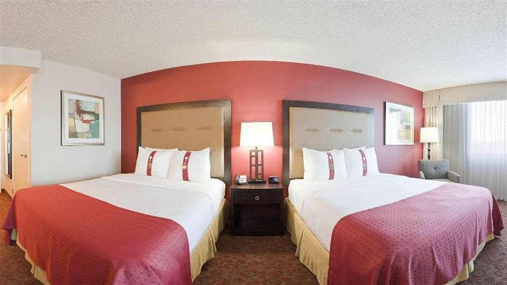 Holiday Inn Palmdale-Lancaster, an IHG Hotel Bagian luar foto